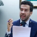 conselho-da-camara-aprova-suspensao-de-tres-meses-a-janones