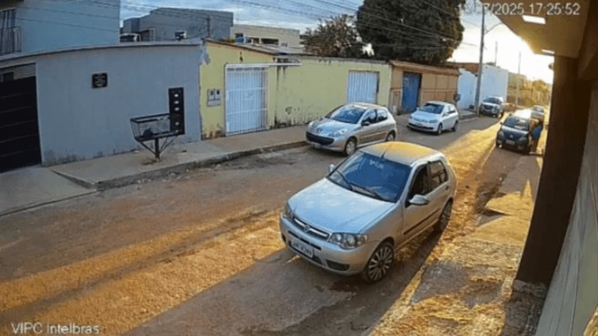 aguas-lindas:-homem-e-preso-por-matar-cunhado-e-atirar-na-propria-mae-em-cha-revelacao