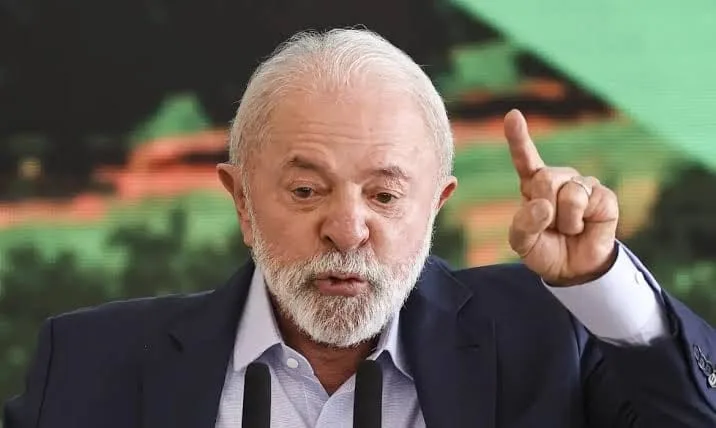 embate-com-trump-fortalece-lula-e-enfraquece-bolsonarismo,-aponta-pesquisa