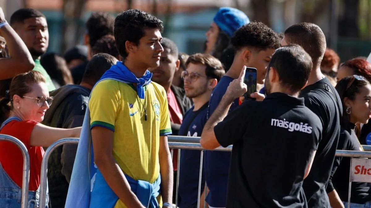 estudantes-levam-pautas-economicas-a-lula-durante-conune-em-goiania
