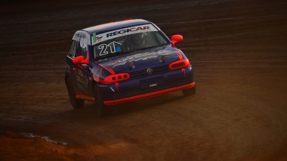 de-ponta-a-ponta,-jorge-marques-vence-turismocross-brasil,-em-rio-verde