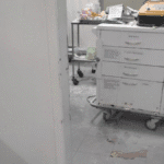 Idoso morre após bater carro contra árvore na Av. Perimetral Norte, em Goiânia