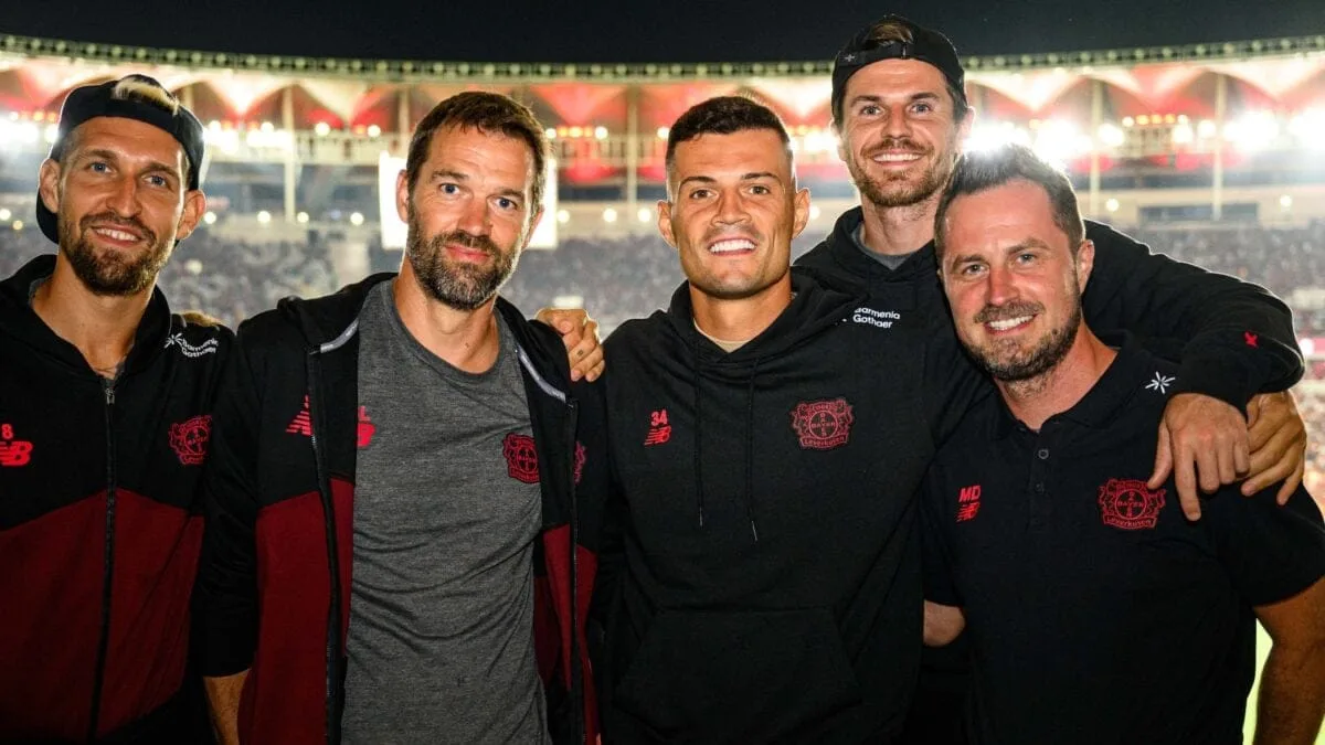 em-pre-temporada-no-brasil,-equipe-do-bayer-leverkusen-assiste-fla-flu,-no-maracana