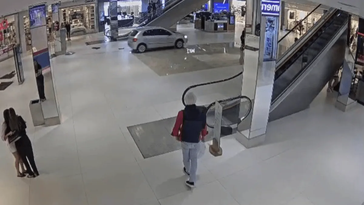 homem-que-invadiu-shopping-flamboyant-de-carro-nao-soube-explicar-motivacao