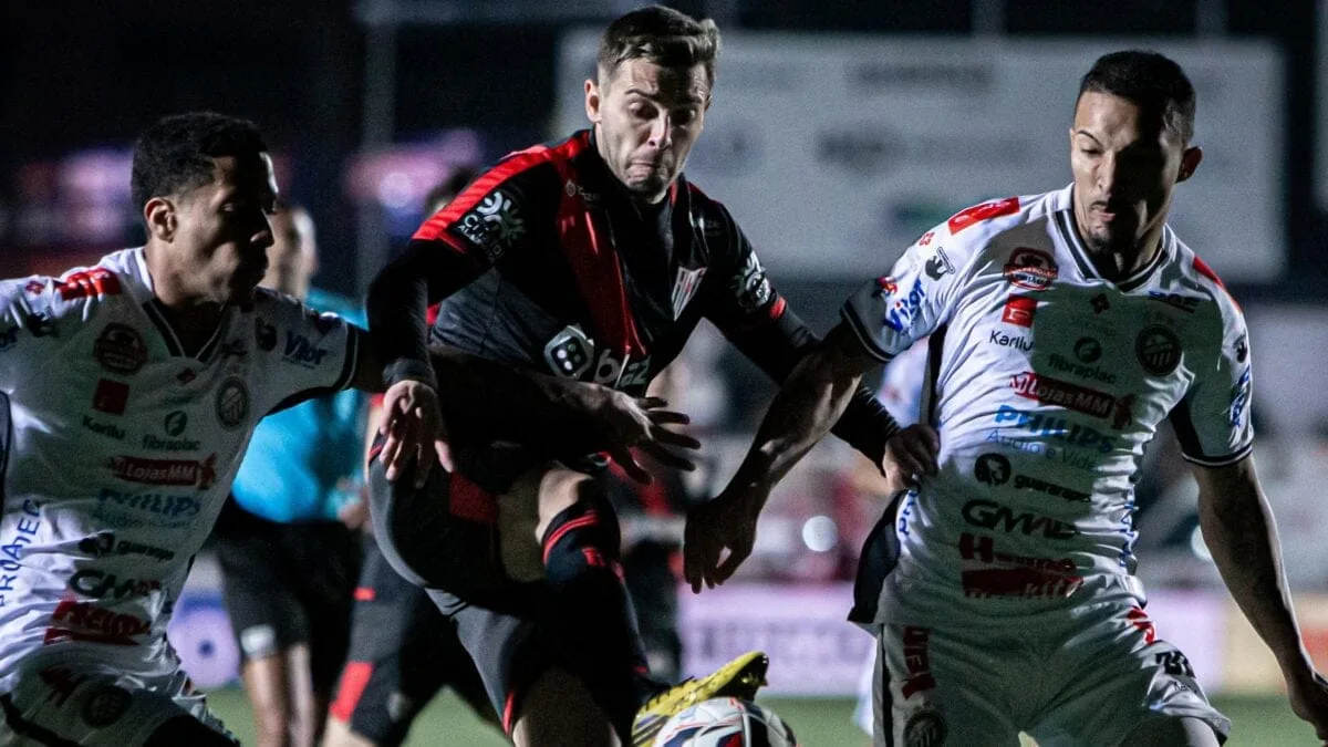 atletico-go-perde-para-operario-na-estreia-de-rafael-lacerda