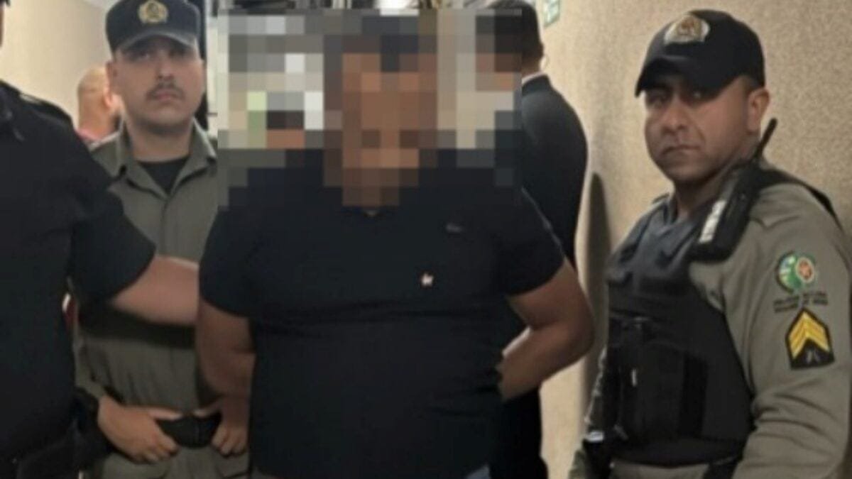 justica-libera-motorista-que-invadiu-shopping-flamboyant-com-carro