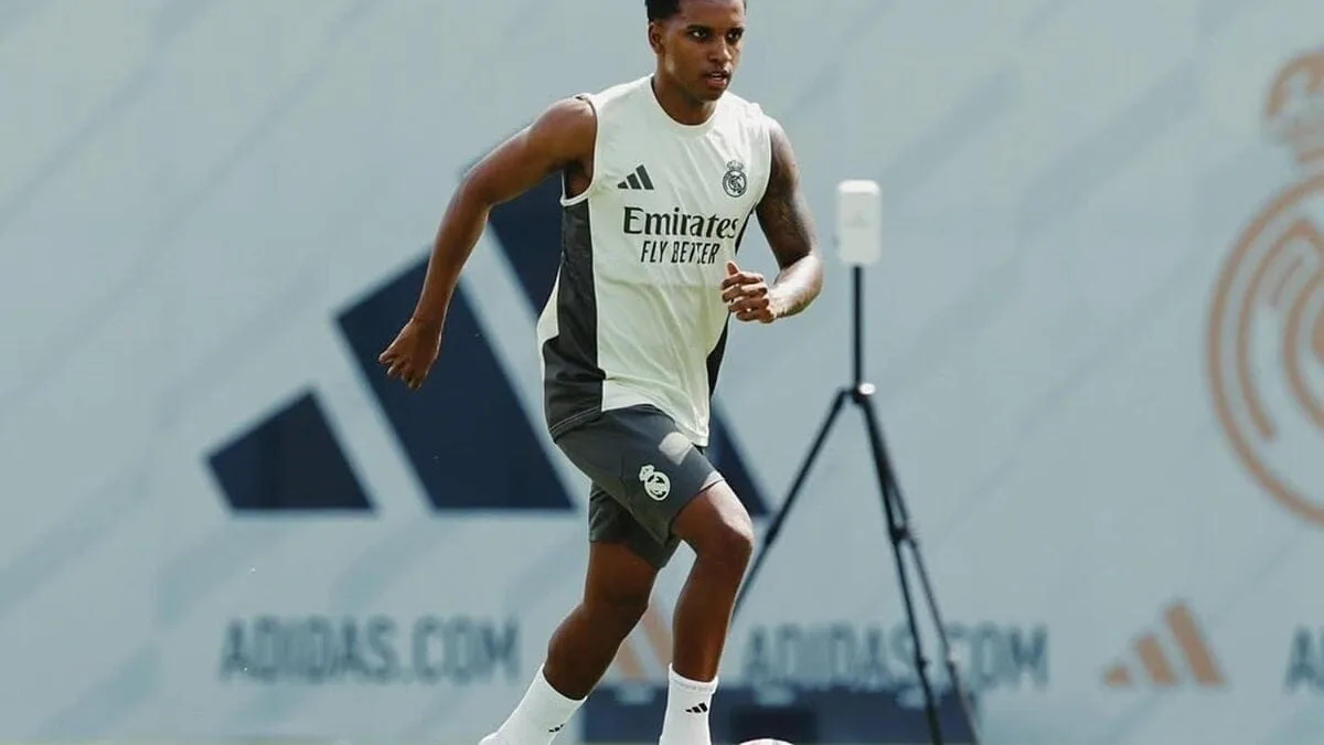 tottenham-entra-na-disputa-por-rodrygo-e-pode-pagar-ate-r$-585-milhoes-ao-real-madrid,-diz-jornal