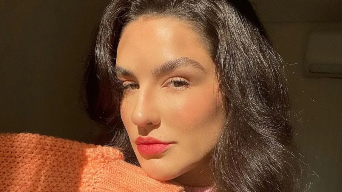 kefera-se-manifesta-apos-criticas-sobre-comentario-sobre-morango-do-amor:-“rebeliao-das-confeiteiras”