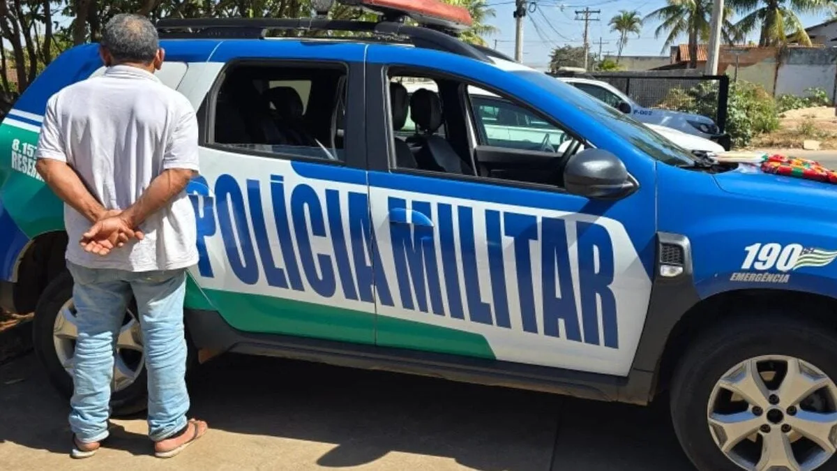 idoso-e-preso-por-furtar-12-pacotes-de-cafe-em-supermercado-de-aparecida