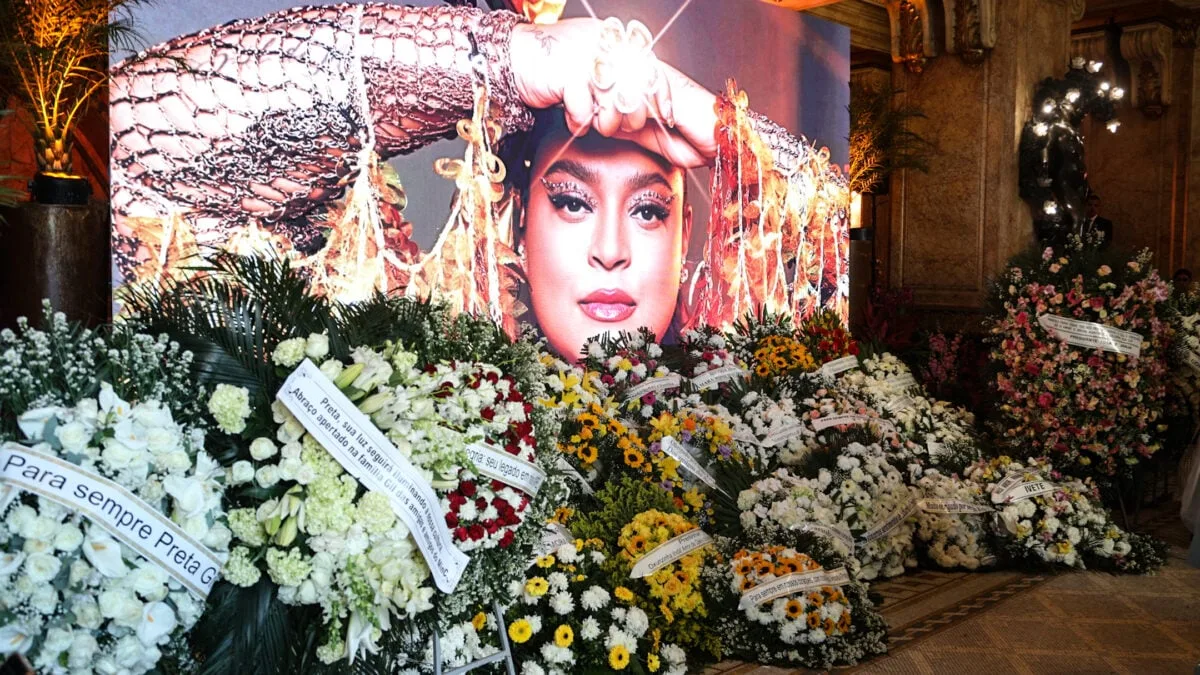 famosos-vao-ao-velorio-de-preta-gil-no-theatro-municipal-do-rio-de-janeiro;-fotos