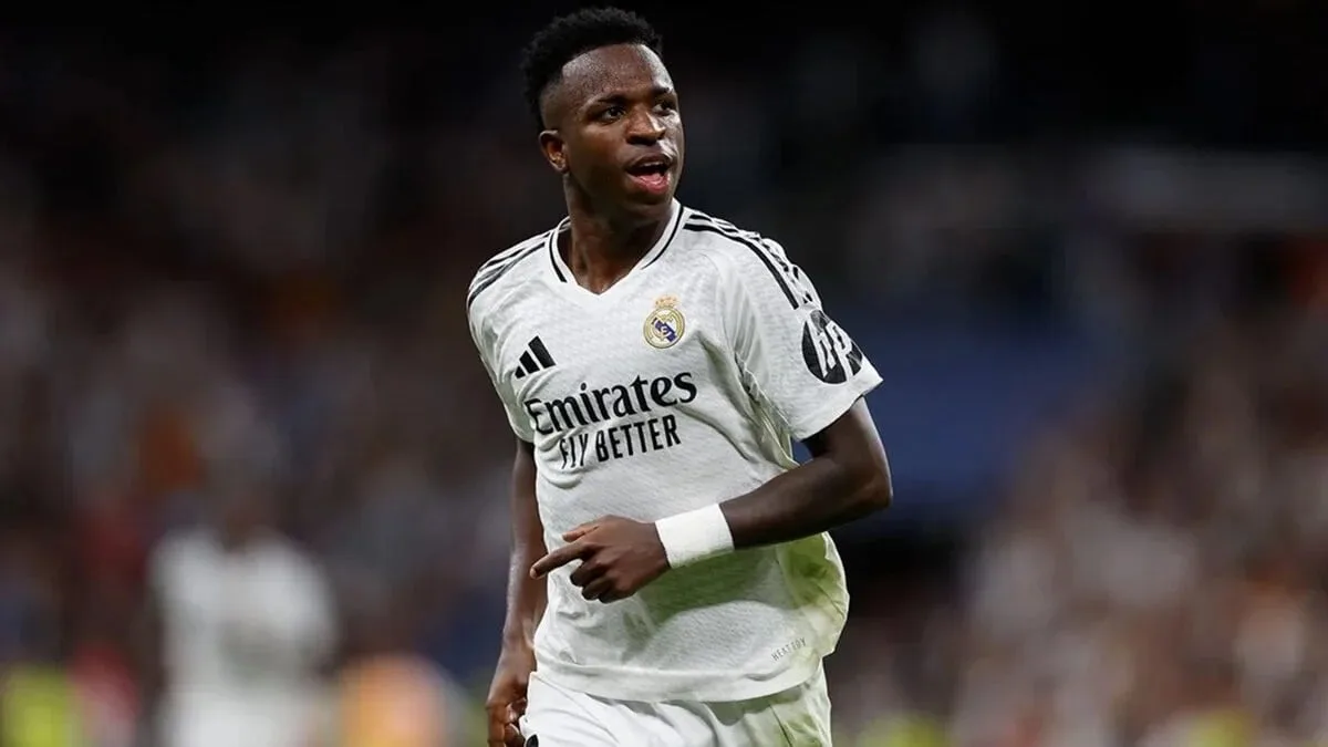 real-madrid-nao-descarta-vender-vini-jr.-em-caso-de-uma-oferta-significativa,-diz-jornal