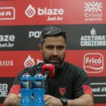 rafael-lacerda-espera-dar-padrao-e-melhorar-volume-ofensivo-do-atletico-com-semanas-abertas