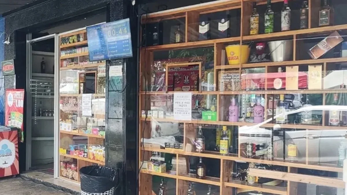 abertas-ate-a-meia-noite:-mabel-sanciona-lei-que-restringe-funcionamento-de-distribuidoras-de-bebidas-em-goiania