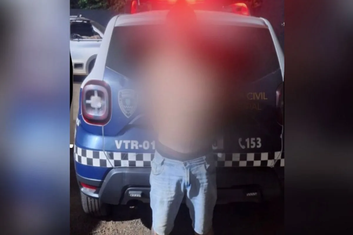 com-tornozeleira,-neto-invade-casa-da-avo-com-faca-em-jatai