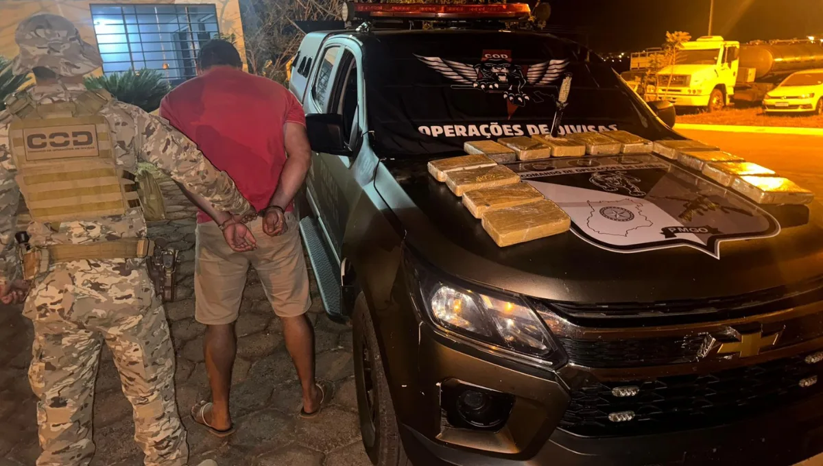 caminhoneiro-e-preso-suspeito-de-transportar-cocaina-avaliada-em-r$-1,5-milhao-em-goias