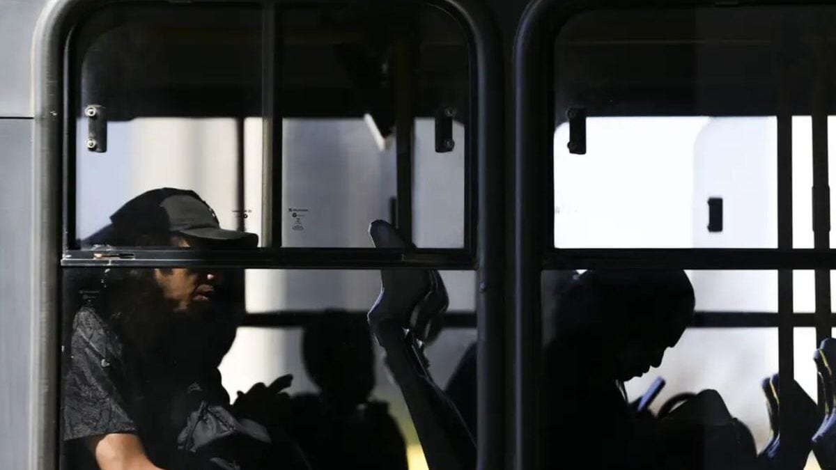 moradores-de-campestre-de-goias-estao-ha-quase-um-mes-sem-transporte-coletivo