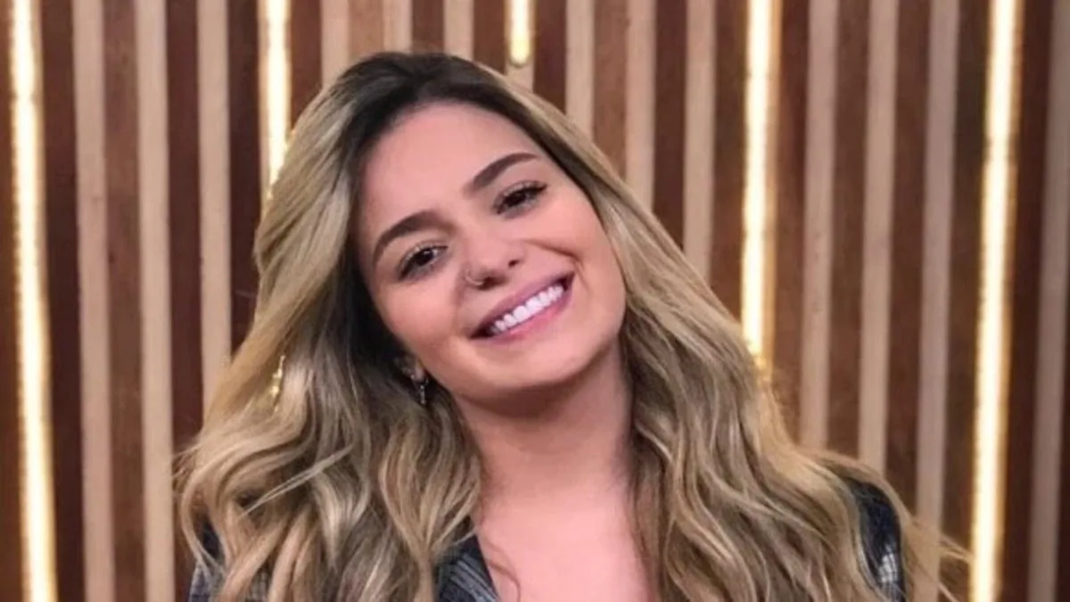 viih-tube-mostra-corpo-apos-perda-de-peso-e-cirurgias;-veja-quantos-kg-influencer-perdeu