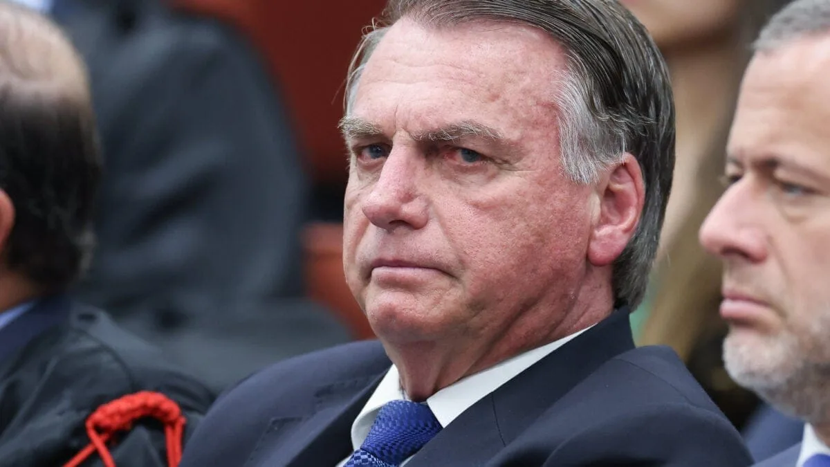 bolsonaro-diz-que-“nao-se-alegra-“-com-tarifaco-de-trump-e-pede-anistia-para-resolver-a-crise