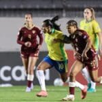 com-gols-no-inicio-e-nos-acrescimos,-brasil-vence-a-venezuela-na-estreia