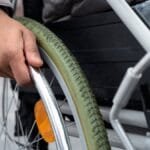 policia-prende-cadeirante-que-negociava-drogas-pela-janela-de-casa,-em-goianesia