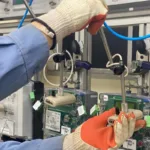 empresario-tenta-atropelar-funcionario-da-equatorial-para-evitar-corte-de-energia-em-mineiros