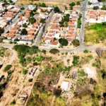 familias-que-moram-em-app-as-margens-de-corrego-em-goiania-tem-que-ir-embora-ate-terca-(5)