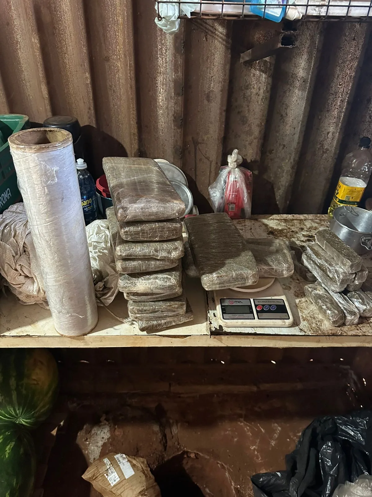 traficante-que-se-passava-por-vendedor-de-melancia-e-preso-em-goiania