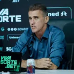 mancini-analisa-queda-de-rendimento-no-empate-diante-o-amazonas:-“me-assustou-um-pouco”