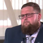 abusado-sexualmente-pela-mae,-americano-teme-que-o-seu-irmao-seja-seu-filho