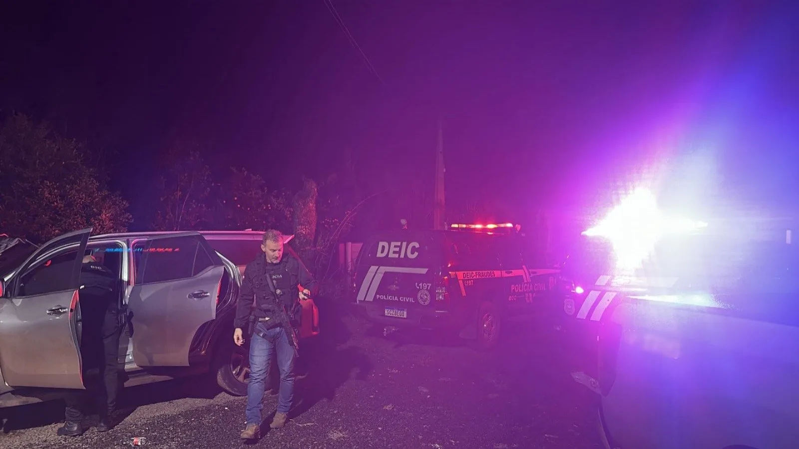 grupo-e-alvo-de-operacao-por-golpes-na-venda-de-carros-de-luxo-em-goias-e-mais-dois-estados;-r$-1-milhao-e-bloqueado