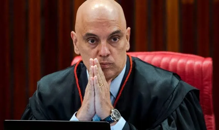 alexandre-de-moraes-deve-revogar-a-prisao-domiciliar-de-bolsonaro