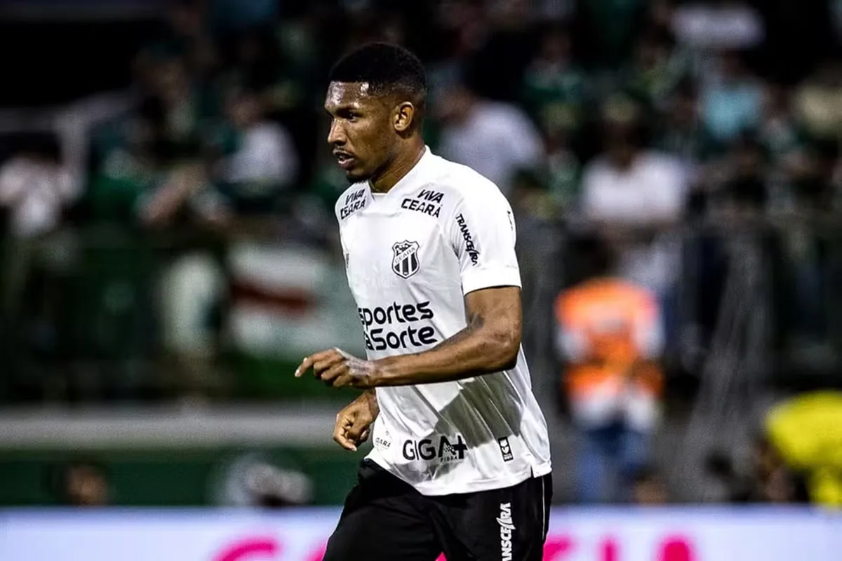 atletico-goianiense-aguarda-documentacao-do-exterior-para-assinar-contrato-com-lele