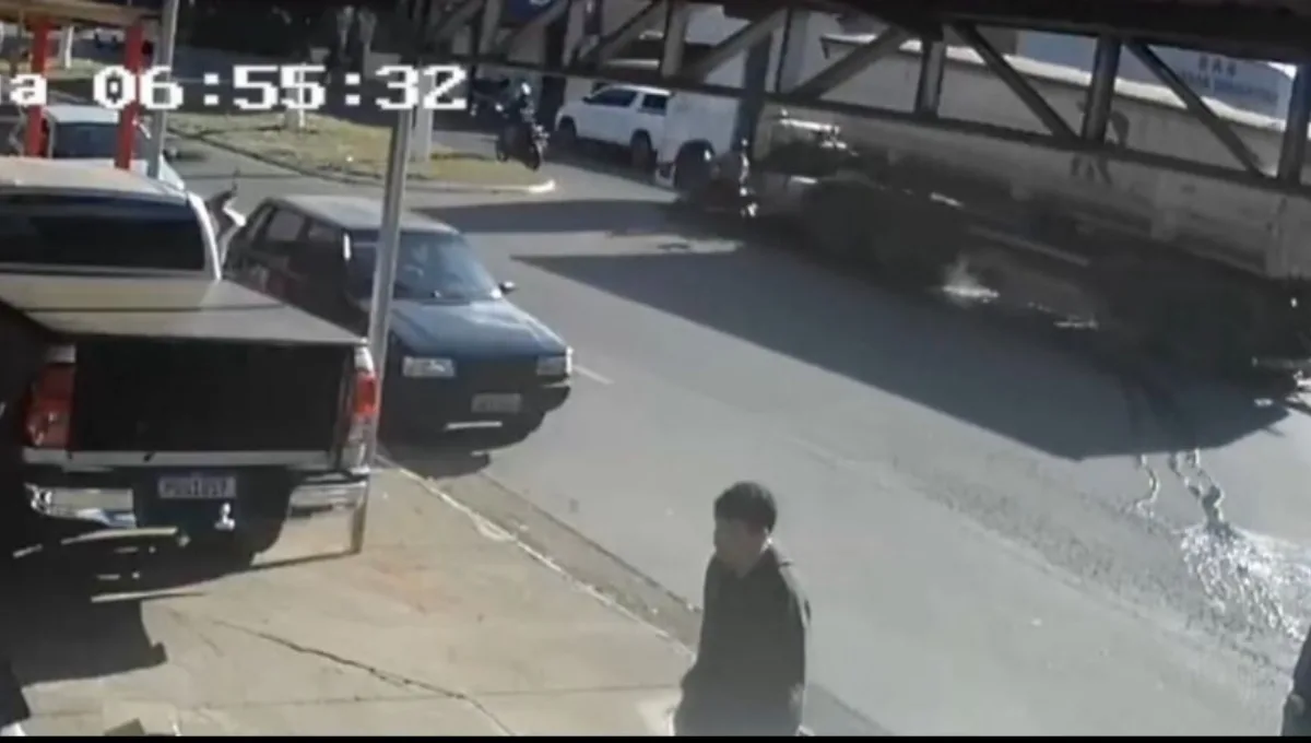 motociclista-morre-apos-ser-atropelado-por-carreta-em-catalao