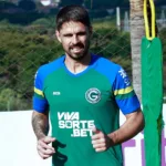 goias-podera-ter-novidades-no-meio-de-campo-para-enfrentar-o-operario-pr-na-serie-b