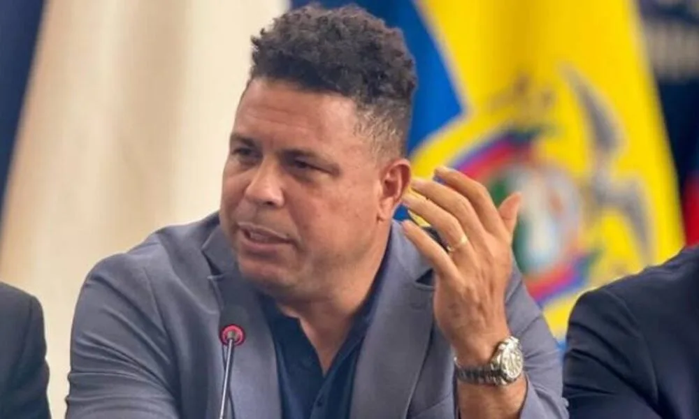 ronaldo-nazario-planeja-comprar-corinthians-e-transformar-clube-com-saf-e-zerar-divida