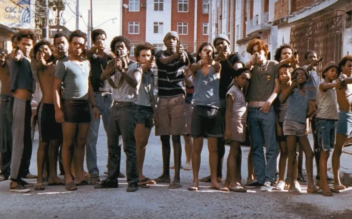 cineastas-elegem-os-50-melhores-filmes-brasileiros-do-seculo-xxi;-veja-a-lista