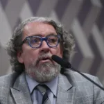 criminalista-diz-que-bolsonaro-“deve-pegar-no-minimo-30-anos”-de-prisao 