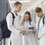 5bb06b40 faculdade medicina alunos TJGO: aluno do 3º ano aprovado em medicina pode iniciar curso antes de concluir ensino médio