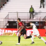 atletico-go-marca-no-fim,-vence-america-mg-e-engata-tres-vitorias-seguidas-na-serie-b