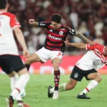 com-vantagem-minima,-flamengo-encara-o-estudiantes-na-argentina