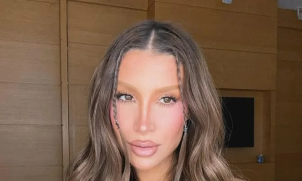 bianca-andrade-confirma-affair-passado-com-vitoria-strada-em-podcast-e-elogia-amizade-atual