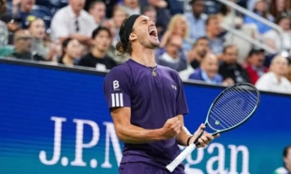 alemao-zverev-domina-sonego-com-nova-postura-no-torneio-de-pequim