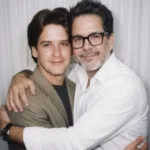 Trend nas redes sociais cria fotos abraçando sua versão jovem ou ídolos com IA; veja como fazer 2 trend-nas-redes-sociais-cria-fotos-abracando-sua-versao-jovem-ou-idolos-com-ia;-veja-como-fazer