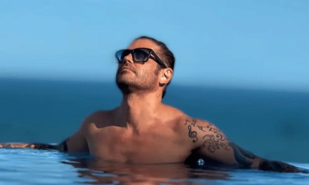 dado-dolabella-publica-foto-intima-com-loira-misteriosa-e-apaga-post-em-minutos-no-rio