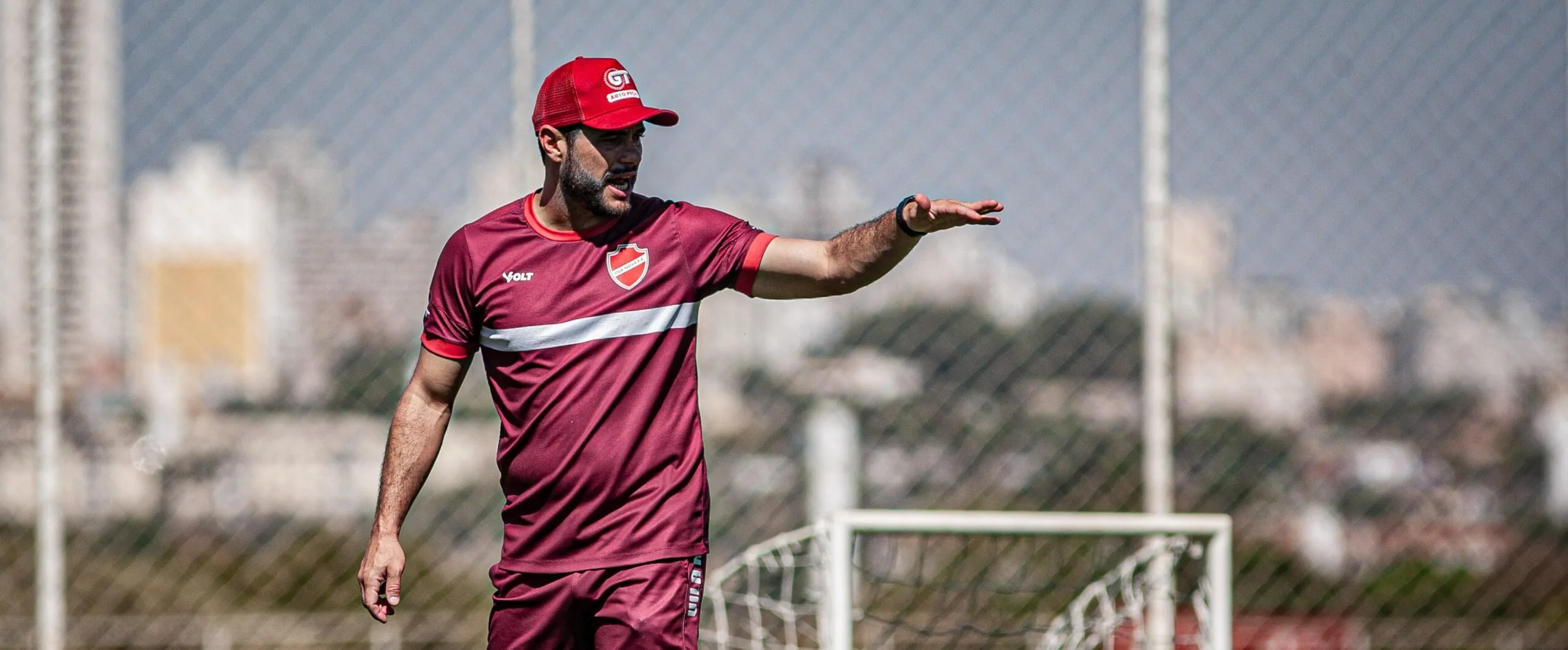 ariel-mamede-diz-que-vila-nova-nao-tem-outra-opcao-a-nao-ser-buscar-a-vitoria-contra-o-novorizontino