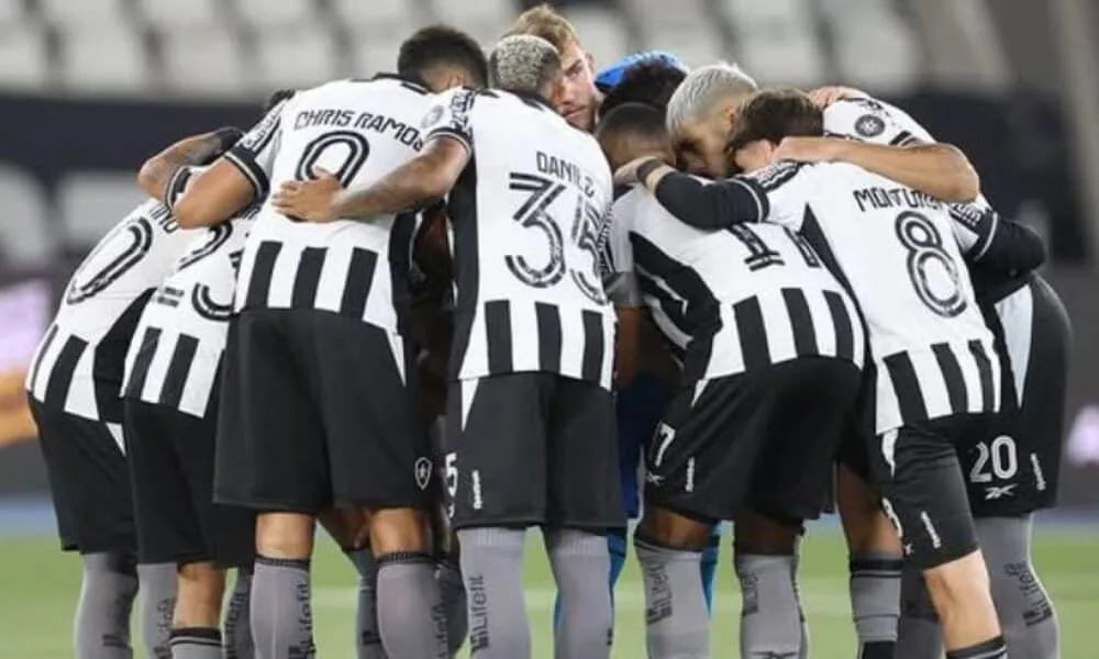 escalacao-confirmada-fluminense-x-botafogo:-onde-assistir-ao-vivo-o-classico-carioca-as-16h-pela-seria-a