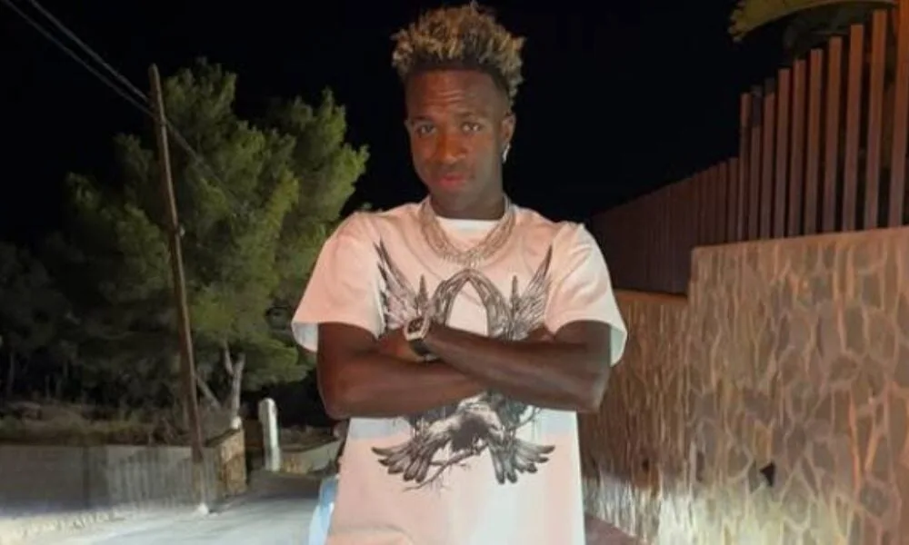 como-neymar,-vinicius-e-rodrygo-brilham-cedo-e-inspiram-o-futuro-do-futebol