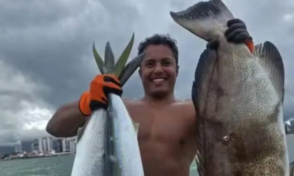 buscas-intensas-por-maikel-araujo-e-ronald-menezes-apos-saida-de-lancha-em-anchieta