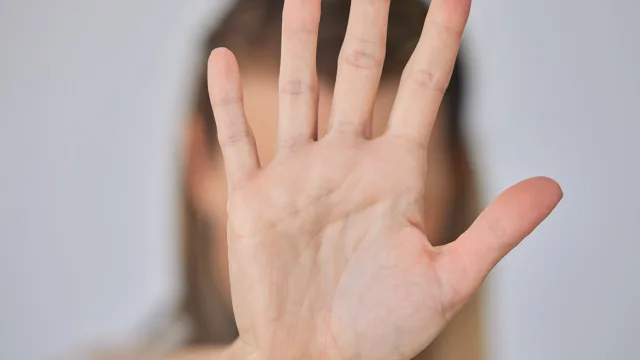 Polícia indicia homem que abusou de enteada por 22 anos e teve filhos