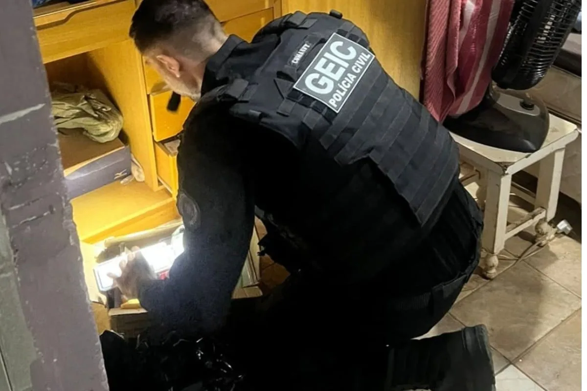 Caldas Novas: polícia prende vendedor de celulares roubados em Minas 1 caldas-novas:-policia-prende-vendedor-de-celulares-roubados-em-minas